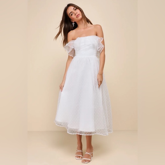 NWT Lulus Blissful Ideal White Strapless Ruffled Swiss Dot Midi Dress - Picture 3 of 9